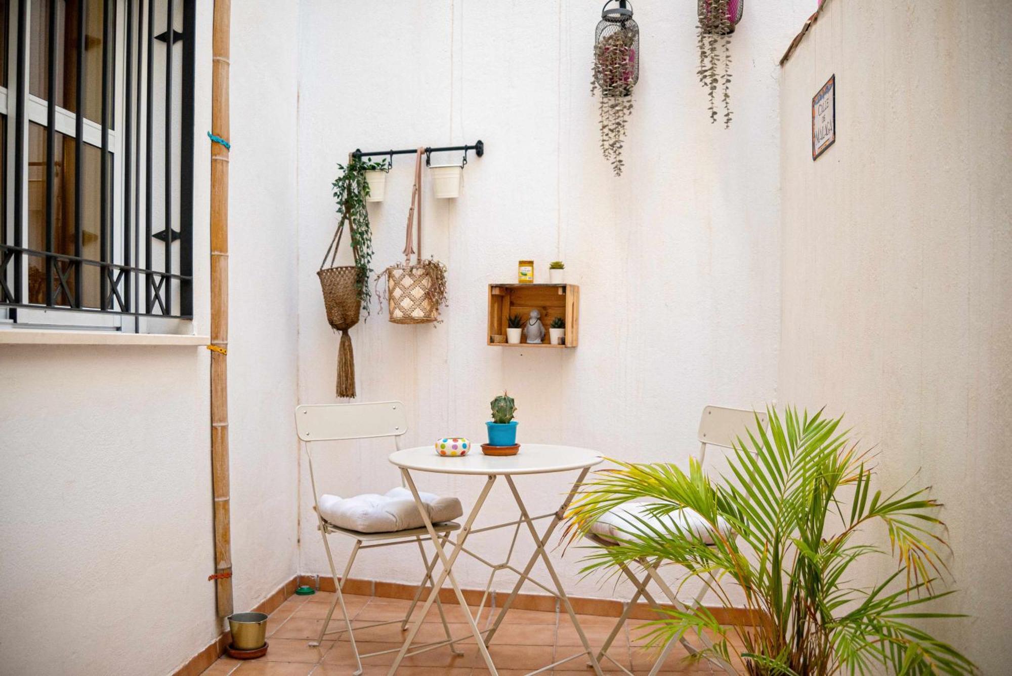 Apt Historic Center Malaga Free Parking المظهر الخارجي الصورة